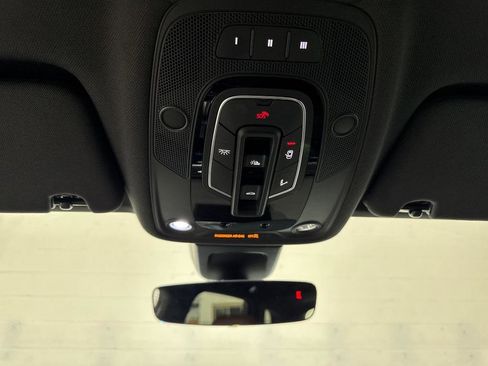 Used 2018 Audi Q7 3.0T Premium Plus w/ Premium Plus Package image 58