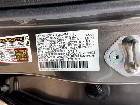 Used 2025 Acura RDX SH-AWD image 34
