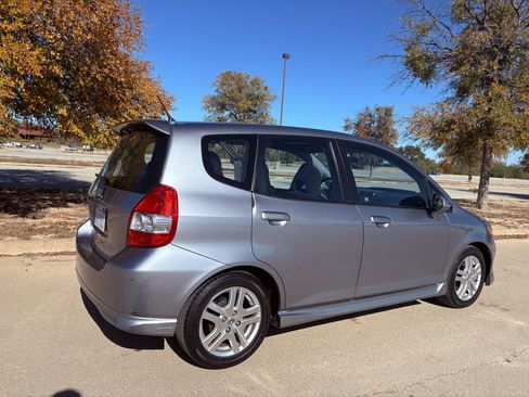 Used 2007 Honda Fit Sport image 38