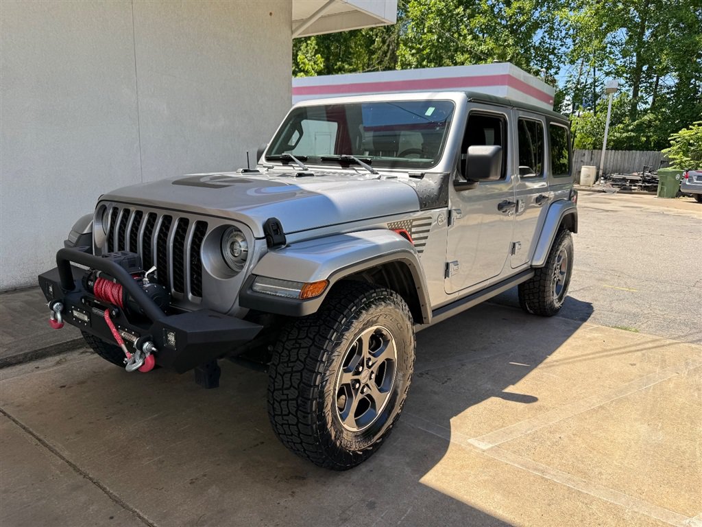 Used 2019 Jeep Wrangler Unlimited Sahara AWD/4WD image 10