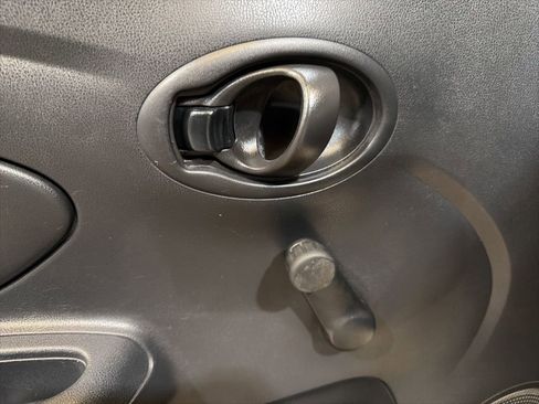 Used 2017 Nissan Versa S image 24