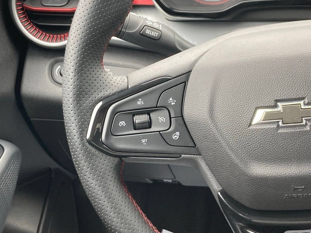 Used 2024 Chevrolet Trax RS w/ Driver Confidence Package FWD image 7