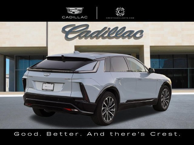 Used 2024 Cadillac Lyriq Sport RWD image 3