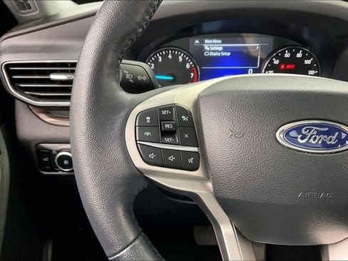 Used 2023 Ford Explorer Limited w/ Limited Technology Package AWD/4WD image 23