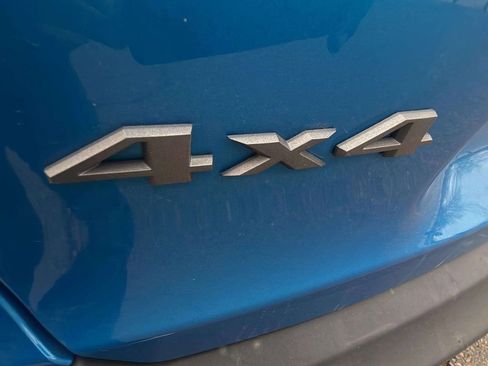 Used 2019 Jeep Cherokee Trailhawk w/ Cold Weather Group image 23