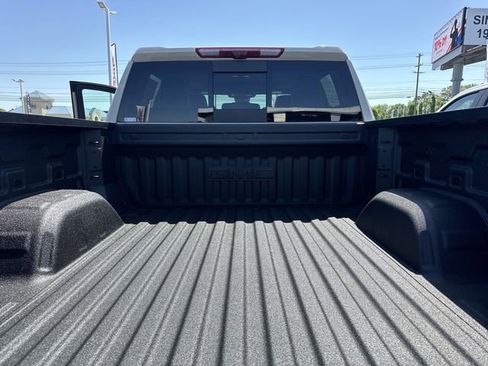 New 2026 GMC Sierra 1500 AT4X AWD/4WD image 10