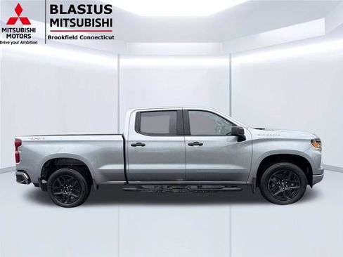 Used 2024 Chevrolet Silverado 1500 Custom AWD/4WD image 9