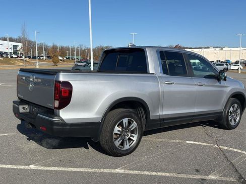 Used 2019 Honda Ridgeline RTL-T image 6
