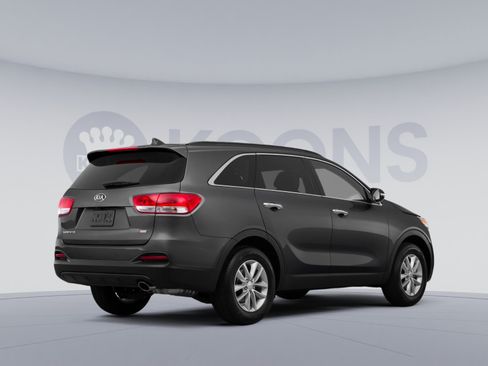 Used 2016 Kia Sorento LX w/ LX Convenience Package AWD/4WD image 4