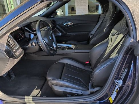 Used 2020 BMW Z4 sDrive30i w/ Executive Package image 12