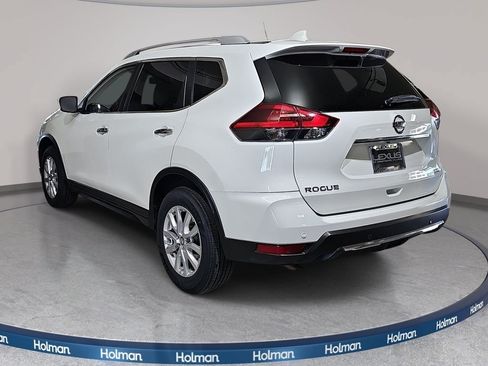 Used 2020 Nissan Rogue SV AWD/4WD image 8
