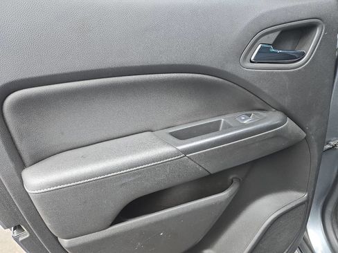 Used 2018 GMC Canyon SLT w/ Driver Alert Package image 24