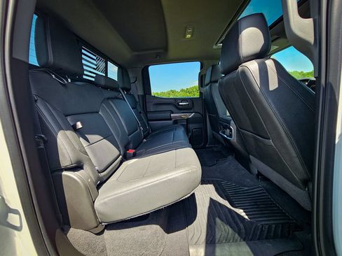 Used 2022 Chevrolet Silverado 1500 LTZ w/ LTZ Premium Package AWD/4WD image 38