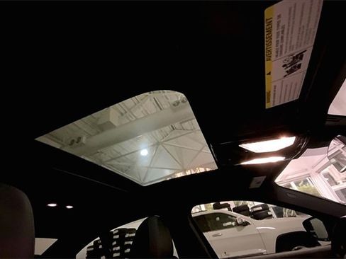 Used 2023 BMW 330i Sedan image 21