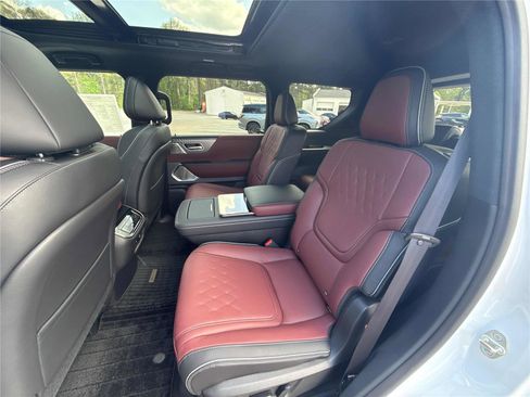 New 2026 INFINITI QX80 Autograph AWD/4WD image 12