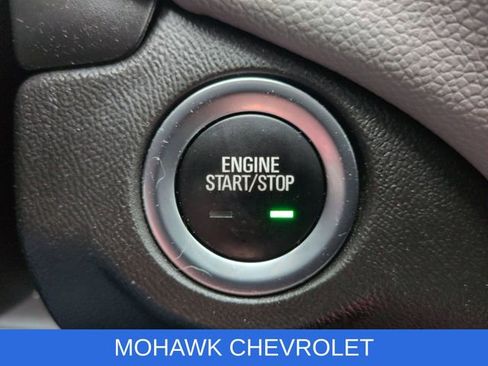 Used 2021 Chevrolet Equinox LS AWD/4WD image 18