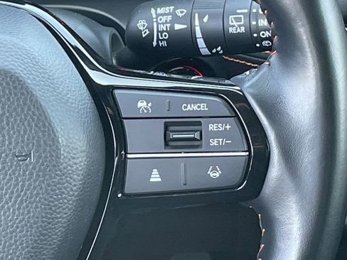 Used 2025 Honda HR-V Sport image 13
