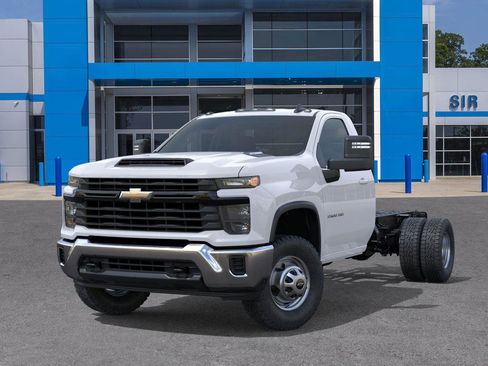 New 2025 Chevrolet Silverado 3500 W/T w/ WT Convenience Package image 6