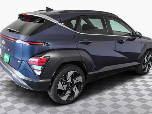 Used 2024 Hyundai Kona Limited image 8