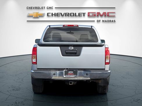 Used 2015 Nissan Frontier S w/ S Preferred Package image 4