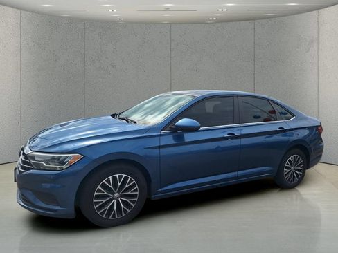 Used 2019 Volkswagen Jetta SE FWD image 1