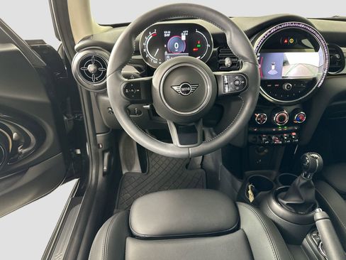 Used 2024 MINI Cooper S image 25