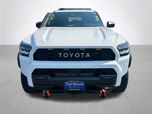 Used 2025 Toyota 4Runner Trailhunter AWD/4WD image 3