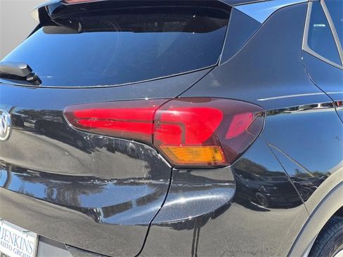 Used 2020 Buick Encore GX Preferred w/ Cold Weather Comfort Package image 14