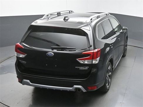 Used 2022 Subaru Forester Touring image 49