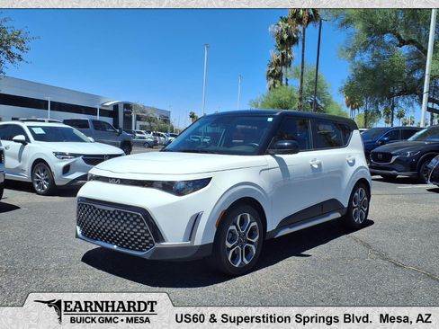 Used 2025 Kia Soul EX FWD image 1