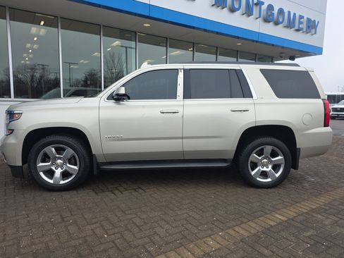 Used 2015 Chevrolet Tahoe LT image 2