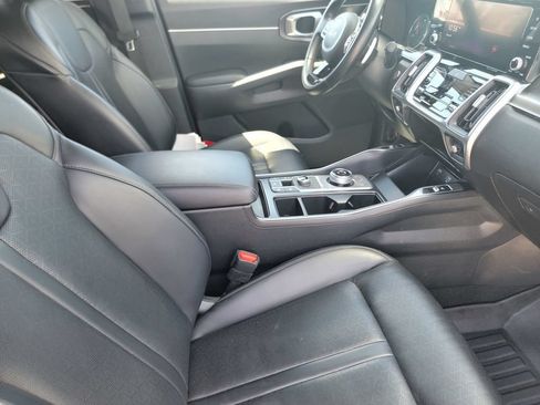 Used 2023 Kia Sorento EX AWD/4WD image 21