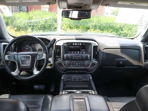 Used 2017 GMC Sierra 1500 Denali AWD/4WD image 30