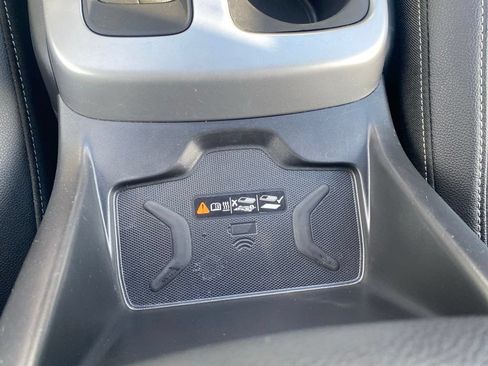 Used 2020 Chevrolet Colorado ZR2 AWD/4WD image 19
