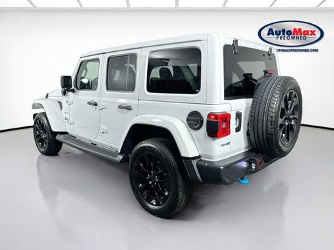 Used 2024 Jeep Wrangler Unlimited Sahara w/ Safety Group AWD/4WD image 5