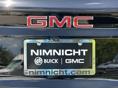 Certified 2025 GMC Acadia Elevation w/ Black Edition FWD image 31