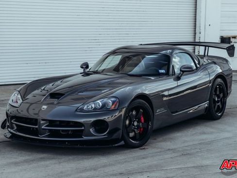 Used 2009 Dodge Viper ACR RWD image 41