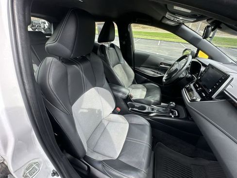 Used 2022 Toyota Corolla XSE image 28
