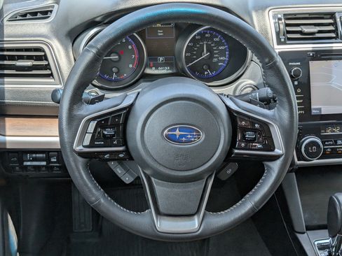 Used 2019 Subaru Outback 2.5i Touring AWD/4WD image 11