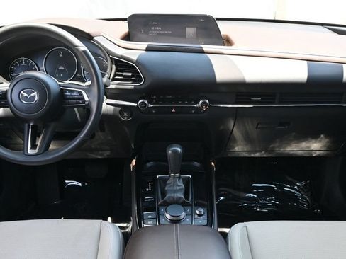 Used 2024 MAZDA CX-30 AWD 2.5 S w/ Premium Package image 9