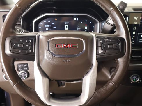 Used 2022 GMC Sierra 1500 SLT RWD image 3