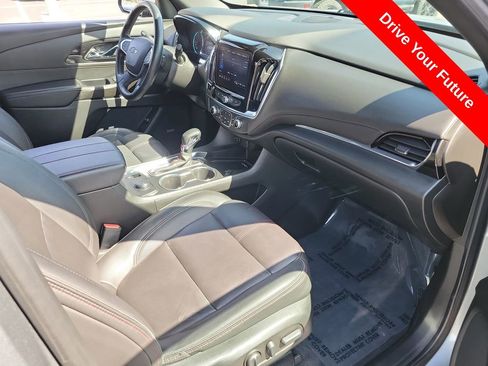 Used 2023 Chevrolet Traverse RS w/ LPO, Floor Liner Package FWD image 22