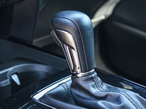 Used 2023 MAZDA CX-30 AWD 2.5 S w/ Premium Package image 22