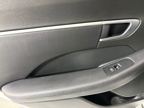 Used 2025 Hyundai Sonata SEL FWD image 32