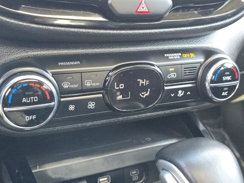 Used 2023 Kia Soul GT-Line image 37