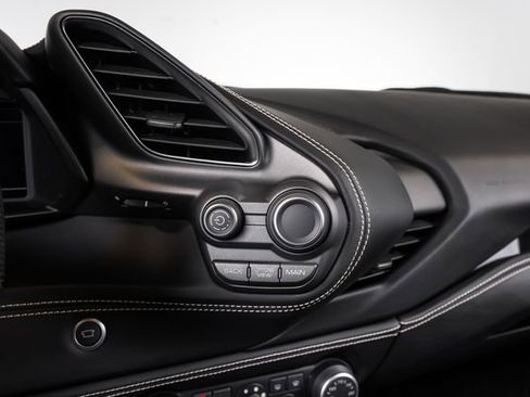 Used 2019 Ferrari 488 Spider RWD image 40