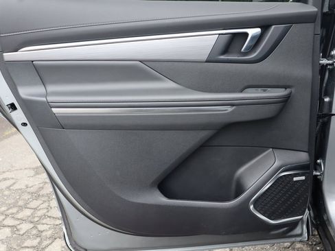 New 2025 Buick Enclave Preferred image 15