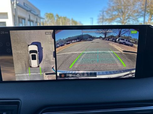 Used 2025 Nissan Armada PRO-4X w/ Pro-4X Premium Package image 24