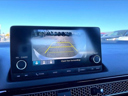 Used 2023 Honda Civic Sport image 17