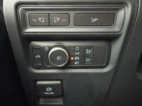 Certified 2022 Ford F150 XLT w/ Equipment Group 302A High image 21